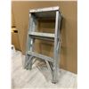 Image 10 : Double Step 26 inch Aluminum Step Ladder