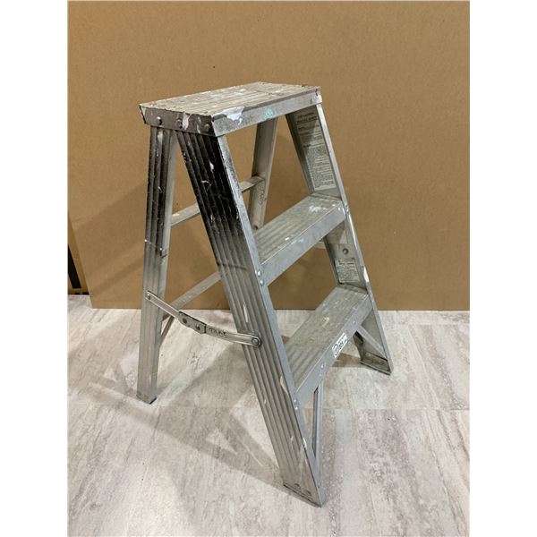 Double Step 26 inch Aluminum Step Ladder