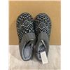 Image 1 : Foam Slippers Anti Slip Size 11/12 Grey And Blue Pattern