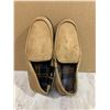Image 1 : Foam Slippers Size 12 Beige