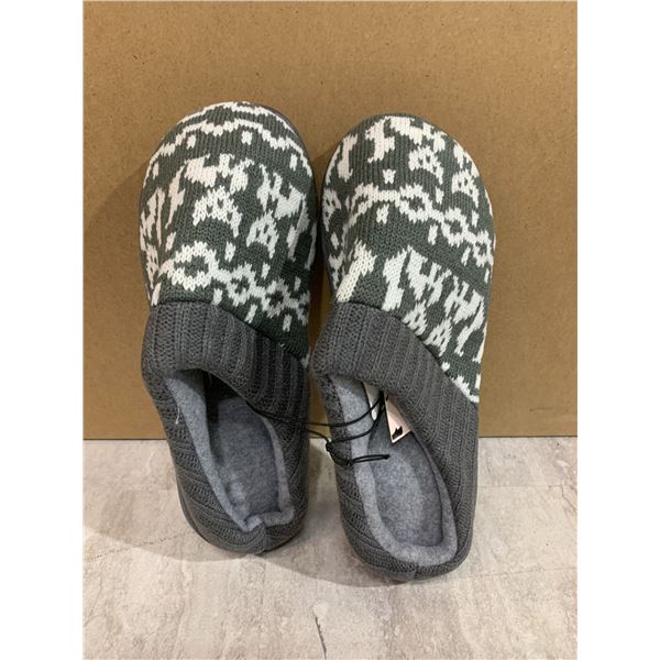 Womens Anti Slip Slippers Colour Grey And White Patern Size 9/10