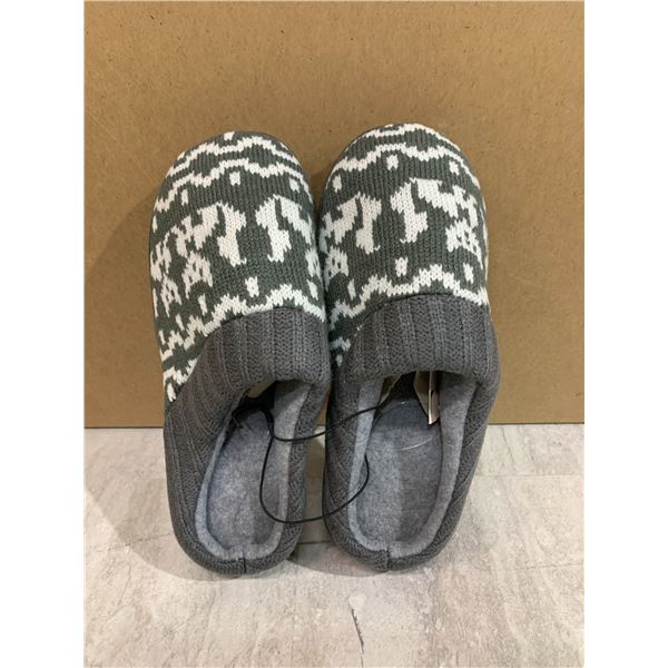 Womens Anti Slip Slippers Colour Grey And White Patern Size 7/8