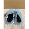 Image 4 : Ravelier Slippers Womens Size 11 Light Blue