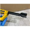 Image 7 : Dewalt Multi Tacker Stapler Works
