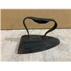 Image 1 : Vintage Cast Iron Iron