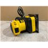 Image 11 : Dewalt D26441 1/4 Sheet Palm Sander
