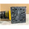 Image 8 : Dewalt D26441 1/4 Sheet Palm Sander