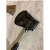 Image 10 : 3 Hatchets