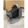 Image 8 : Vintage Polaroid Automatic 230 Land Camera