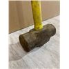Image 2 : 35 Inch 12 Lbs Sledge Hammer