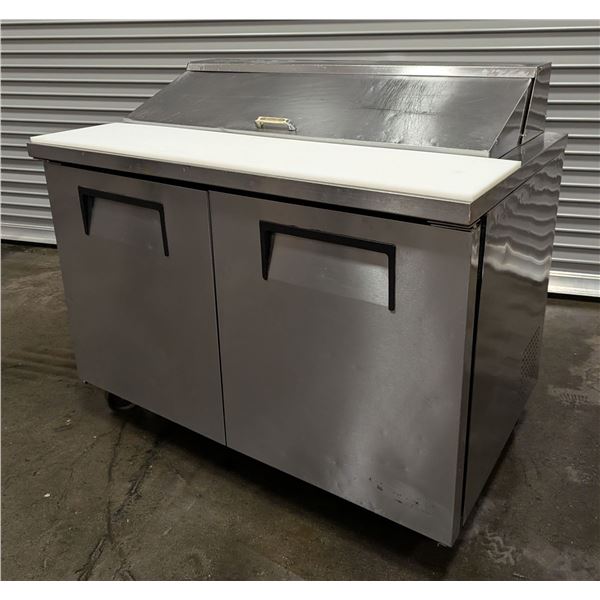 True  TSSU-48-12 48" Refrigerated Sandwich/Salad Prep Table | 4056/R3FL