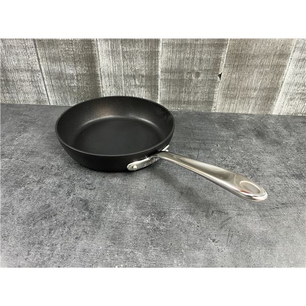 All Clad 8" Non-Stick Skillet | CC4