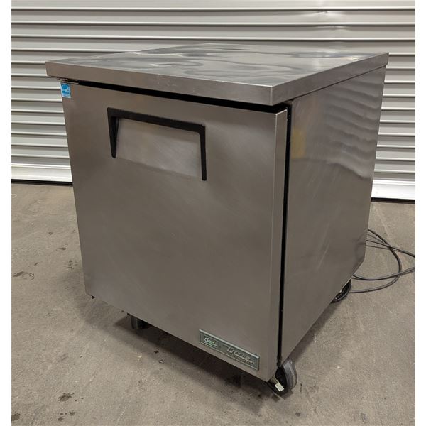 True TUC-27-HC 28" Undercounter Cooler | 3902/R9FL