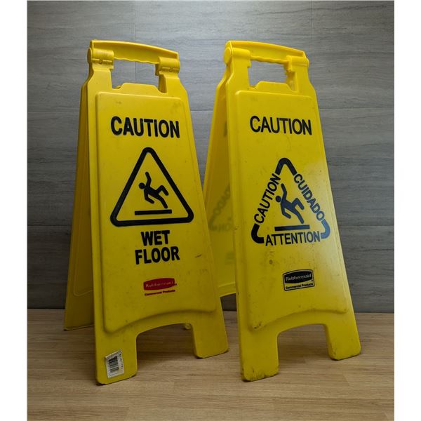 Wet Floor Signs - Lot of 2pcs | FtMC1