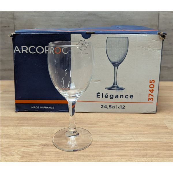 8.25oz Elegance Wine Glasses, Arcoroc 37405 - Lot of 9 | FtMC1