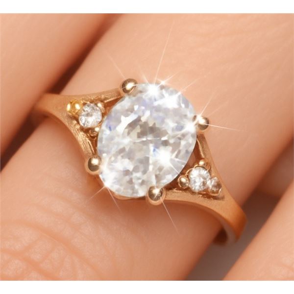 10K (1.45g), WHITE ZIRCON (1.25ct), LAB DIA (0.04ct) RING, size 7