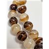 Image 3 : Natural Agate Bead Necklace 16" with Silver Clasp