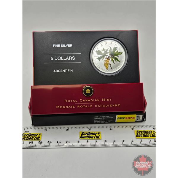 RCM Canada 2005 Silver Maple Leaf Coloured $5 Coin : Giant of the Forest (COA #15858) (99.99%) (GST 