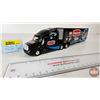 Image 1 : Kenworth T2000 NASCAR Hauler: Kurt Busch (Hot Wheels) (Scale : 1:64)