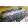 Image 3 : 1973 Mustang Mach 1 : Limited Edition (American Muscle) (Scale 1:18) (Box Measures : 5-3/4"H x 14"W 