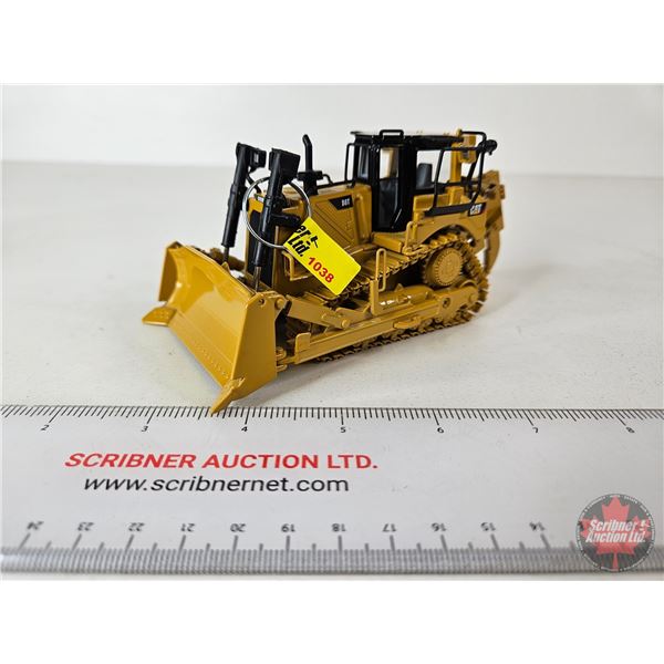 CAT D8T Dozer (Norscot) (Scale 1:50)
