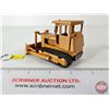 Image 7 : CASE Bulldozer (Lesney/Matchbox) (NOTE: Lift Bracket is Detached) (Scale 1:43)