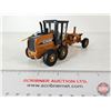 Image 6 : CASE 885 Grader : First Production (ERTL) (Scale 1:50)