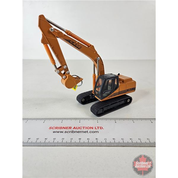 CASE 9030B Excavator (ERTL) (Scale 1:50)