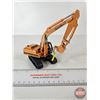 Image 3 : CASE 9030B Excavator (ERTL) (Scale 1:50)