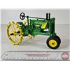 Image 4 : John Deere Model A Tractor (ERTL) (Scale 1:16)