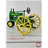 Image 8 : John Deere Model A Tractor (ERTL) (Scale 1:16)