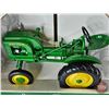 Image 3 : John Deere "L" Tractor (Spec Cast) (Scale 1:16) (Box Measures : 5"H x 8-1/2"W x 5"D)
