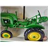 Image 9 : John Deere "L" Tractor (Spec Cast) (Scale 1:16) (Box Measures : 5"H x 8-1/2"W x 5"D)