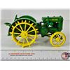 Image 6 : John Deere 1924 Model "D" Tractor : 75th Anniversary Edition (ERTL) (Scale 1:16) (Box Measures : 5"H