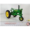 Image 5 : John Deere 1937 Model "BN" Tractor (ERTL) (Scale 1:16) (Box Measures : 6"H x 9-1/2"W x 6-1/4"D)