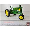 Image 4 : John Deere Model A Tractor (ERTL) (Scale 1:16)