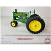Image 9 : John Deere Model A Tractor (ERTL) (Scale 1:16)