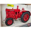 Image 3 : McCormick Deering W-30 Tractor (Spec Cast) (Scale 1:16) (Box Measures : 6"H x 9-3/4"W x 5-3/4"D)