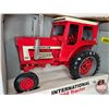 Image 3 : IH 1568 Tractor : "1994 - 3rd in a Series of 4" (ERTL) (Scale 1:16) (Box Measures : 7-3/4"H x 11-1/4