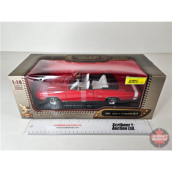1970 Dodge Coronet R/T : Leather Series (Road Signature) (Scale 1:18) (Box Measures : 5-1/2"H x 14"W