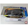 Image 7 : Chrysler GT Cruiser (Motor Max) (Scale 1:18) (Box Measures : 5"H x 14"W x 6-1/2"D)