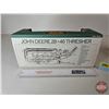 Image 6 : John Deere 1938 Thresher (Spec Cast) (Scale 1:28) (Box Measures : 6"H x 13"W x 5"D)