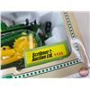 Image 9 : John Deere 430 Crawler : Collector Edition (ERTL) (Scale 1:16) (Box Measures: 6"H x 9"W x 5"D)