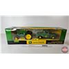 Image 2 : John Deere 60 Tractor with 1955 Chevy Dealership Pickup - Dealer Edition (ERTL) (Scale 1:16) (Box Me