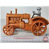 Image 9 : Allis-Chalmers Cast Iron Tractor w/Farmer  (Scale 1:16)