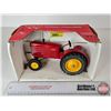 Image 1 : Massey Harris Super 101 Tractor : Collector Edition (Spec Cast) (Scale 1:16) (Box Measures : 6"H x 9