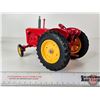 Image 8 : Massey Harris 55 Tractor : Collector Edition 1993 (ERTL) (Scale 1:16) (Box Measures : 6"H x 9-1/2"W 