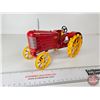 Image 2 : Massey Harris Super 101 Tractor : 1996 Farm Show Edition (Spec Cast) (Scale 1:16)