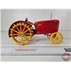 Image 5 : Massey Harris Super 101 Tractor : 1996 Farm Show Edition (Spec Cast) (Scale 1:16)