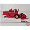 Image 6 : Massey Ferguson 760 Combine : 1978 (Britains) (Plastic) (Scale 1:32) (NOTE : Breakage - Header & Aug